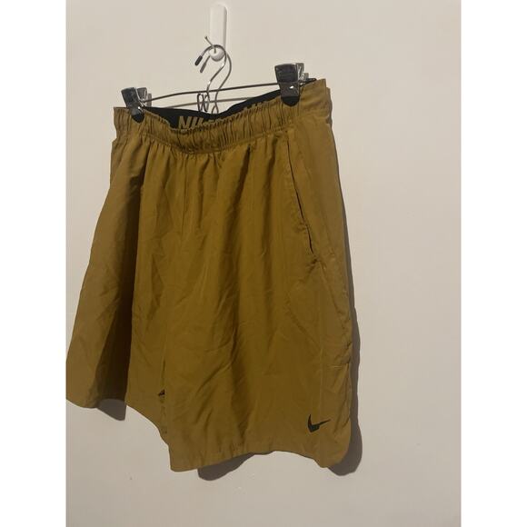 Nike Dri-FIT Men's Flex Woven Training Shorts 'Bronzine' Large - Picture 2 of 4